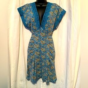 Free People "Sweet Talker" Mini Dress Women's Sz S Floral, Lace & Peekaboo Back